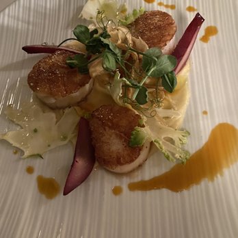 Splashes Restaurant - Seared Scallops - New American Near Me - Laguna Beach, California