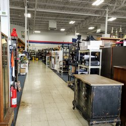 Estate Sales Warehouse - In Estate Sales Warehouse