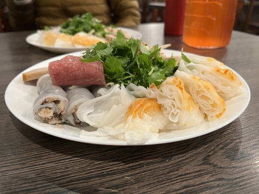 Banh Cuon Tay Ho by null