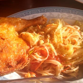 Thai VP Bellevue - Lao style papaya salad and crispy chicken (off menu item). Super spicy and danky. Alone makes worth coming! - Thai Near Me - Bellevue, Washington
