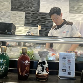 Swordfish - Sushi chef - Sushi Bars Near Me - Batavia, Illinois Swordfish - Sushi chef - Sushi Bars Near Me - Batavia, Illinois