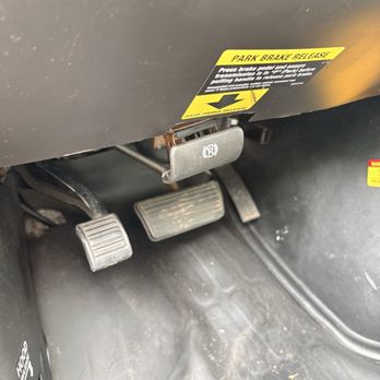U-Haul - Parking brake doesn't work correctly. - Self Storage Near Me - Portland, Oregon