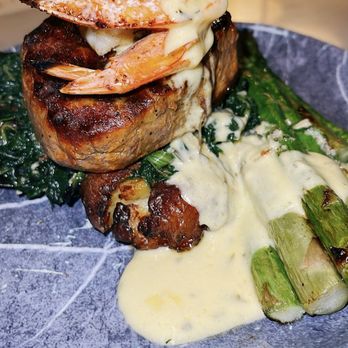 Salt & Stone - Surf and turf - Seafood Near Me - Somerville, Massachusetts