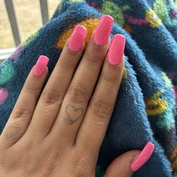 Nails X