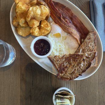 High Street - two eggs, bacon, sourdough toast, old bay potatoes - New American Near Me - Philadelphia, Pennsylvania High Street - two eggs, bacon, sourdough toast, old bay potatoes - New American Near Me - Philadelphia, Pennsylvania