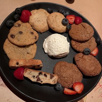 Pace - Assorted Cookie Plate - Italian Near Me - Los Angeles, California Pace - Assorted Cookie Plate - Italian Near Me - Los Angeles, California