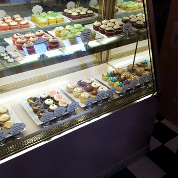 Hokulani Bake Shop - Bakeries Near Me - Honolulu, Hawaii