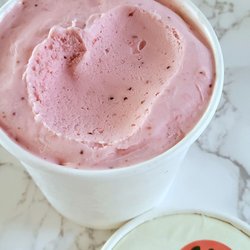 Chino Farm - Strawberry Ice Cream