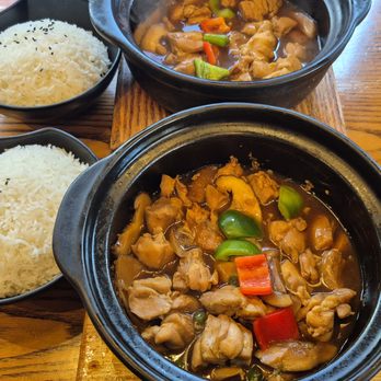 Yang's Braised Chicken Rice - NorthYork - Chinese Near Me - Toronto, Ontario Yang's Braised Chicken Rice - NorthYork - Chinese Near Me - Toronto, Ontario