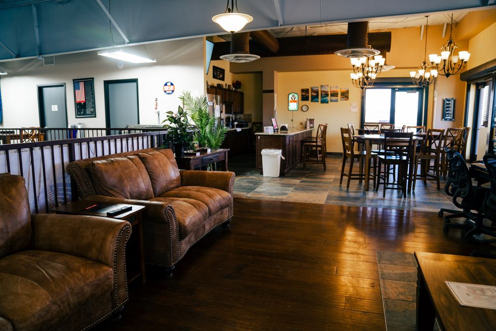 Liberty Lounge - wedding in Colorado Springs, CO