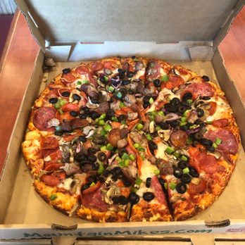 Mountain Mike's Pizza - The Everest Pizza - Pizza Near Me - Fairfield, California