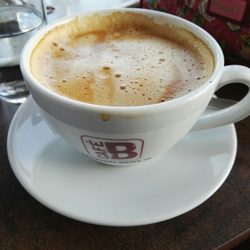 Café B - Leckerer heißer Kaffee