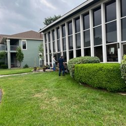 Freedom Lawn Services - Lawn company adding mulch