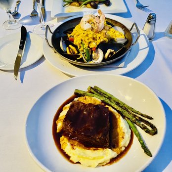 Tom Ham's Lighthouse - Braised beef short ribs and Paella - Breakfast & Brunch Near Me - San Diego, California Tom Ham's Lighthouse - Braised beef short ribs and Paella - Breakfast & Brunch Near Me - San Diego, California