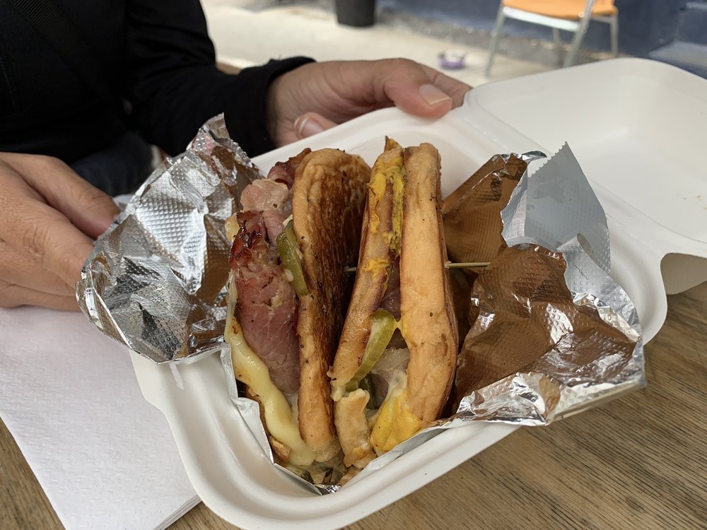 PROVISIONS CREMERIE 418 Rue Gilford, Montréal, Quebec, Canada Juice