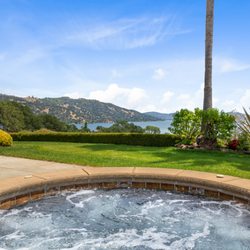 Mara Eichelmann - Sotheby’s International Realty - Representing the most beautiful estates in the county!