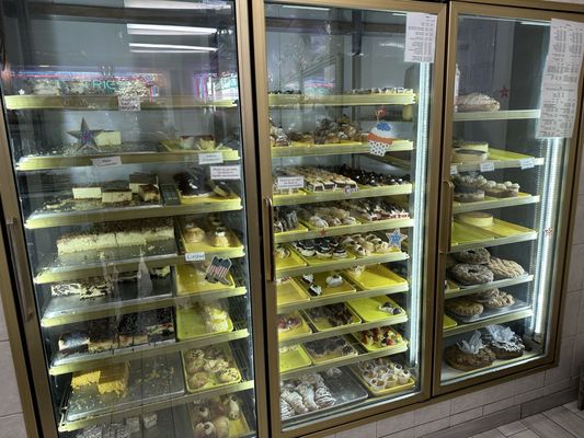 Del Ponte's Bakery by null