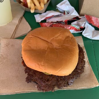 The Win-Dow Santa Monica - CHEESEBURGER minus the house sauce and cheese. Instead I put ketchup in it - Burgers Near Me - Santa Monica, California The Win-Dow Santa Monica - CHEESEBURGER minus the house sauce and cheese. Instead I put ketchup in it - Burgers Near Me - Santa Monica, California