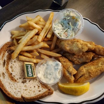 Swiss Street Pub & Grille - Blue Gill fish fry - American Near Me - Franklin, Wisconsin