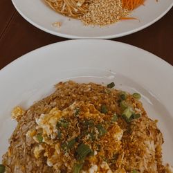 THAI Gourmet - F6. Garlic Fried Rice N1. Pad Thai
