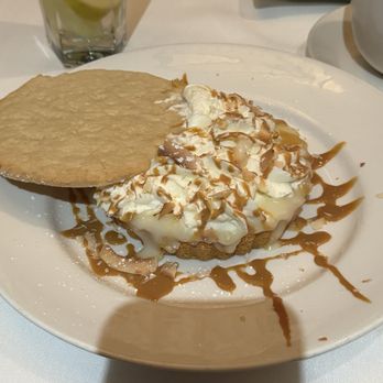 The Capital Grille - Coconut Cream Pie - Steakhouses Near Me - Orlando, Florida The Capital Grille - Coconut Cream Pie - Steakhouses Near Me - Orlando, Florida