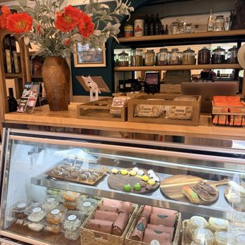 Gentry Market - Desserts Near Me - Malibu, California