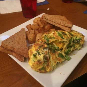 Bernard’s Cafe - Alvacado, asparagus, broccoli, and cheese omelet. - Diners Near Me - Bernardsville, New Jersey