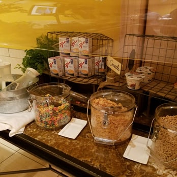 Harvest Bistro - Cereal and milks - Buffets Near Me - Orlando, Florida Harvest Bistro - Cereal and milks - Buffets Near Me - Orlando, Florida
