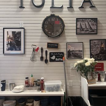 Café Tolia - Cafes Near Me - Philadelphia, Pennsylvania Café Tolia - Cafes Near Me - Philadelphia, Pennsylvania