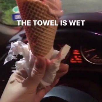 Braum's Ice Cream and Dairy Store - the towel is wet - Ice Cream & Frozen Yogurt Near Me - Tyler, Texas