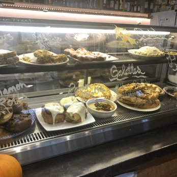 Me Oh My Pie - Dessert Display - Cafes Near Me - Laporte, Colorado Me Oh My Pie - Dessert Display - Cafes Near Me - Laporte, Colorado