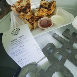 A Chicken Quesodilla for 5 ppl... totally yummm!! A Chicken Quesodilla for 5 ppl... totally yummm!!