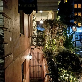 Planters Tavern - Entrance to the Tavern is to the left of the main entrance, down the stairs. - Bars Near Me - Savannah, Georgia