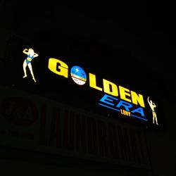Golden Gainz - Side