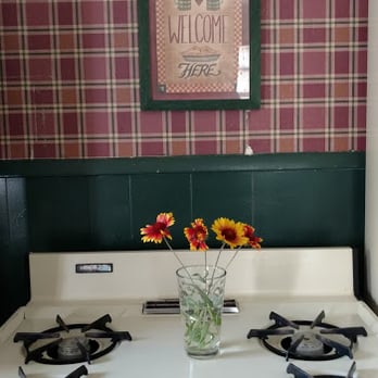 Apple Creek Cottages - Cabin 3 - Bed & Breakfast Near Me - Prescott, Arizona