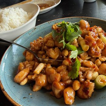 Sea Palace - Really awesome kung pao chicken - Dim Sum Near Me - Amsterdam, New Hampshire