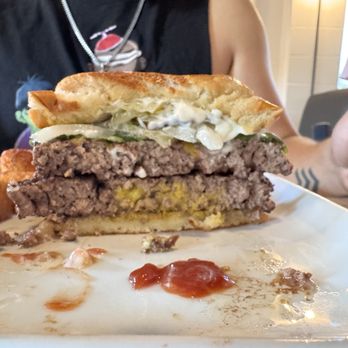 Dos Hermanos - Their burgers are so good!!! - Bars Near Me - Cedar Park, Texas Dos Hermanos - Their burgers are so good!!! - Bars Near Me - Cedar Park, Texas