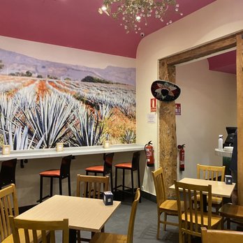 Taquería Mi Ciudad - Dining room. - Mexican Near Me - Madrid, M Taquería Mi Ciudad - Dining room. - Mexican Near Me - Madrid, M