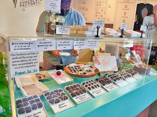 Videri Chocolate Factory - Chocolate Bean to Bar by null