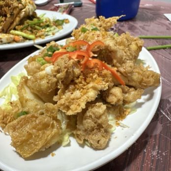 愛文生 - Salt and pepper squid - Hong Kong Style Cafe Near Me - Hong Kong, HK