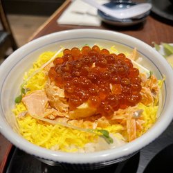 Hokkaido Ramen Santouka - Fresh & Tasty ... Salmon Roe with Flakes of Salmon on Rice