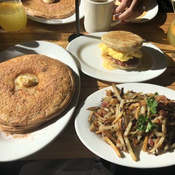 Daps Breakfast & Imbibe - Breakfast & Brunch Near Me - Charleston, South Carolina Daps Breakfast & Imbibe - Breakfast & Brunch Near Me - Charleston, South Carolina