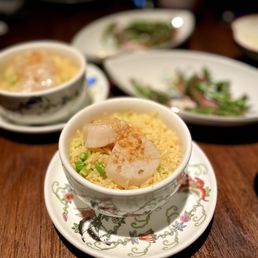 Pan-seared Hokkaido scallop fried rice with egg & vegetable Pan-seared Hokkaido scallop fried rice with egg & vegetable