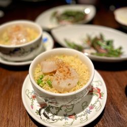 胡同 - Pan-seared Hokkaido scallop fried rice with egg & vegetable