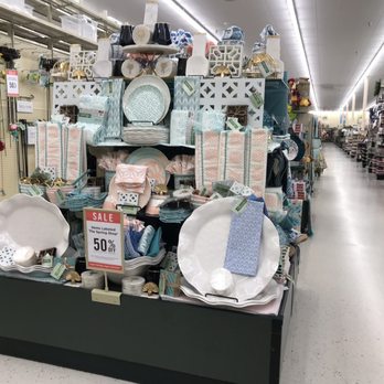 Hobby Lobby - Fabric Stores Near Me - Davenport, Iowa