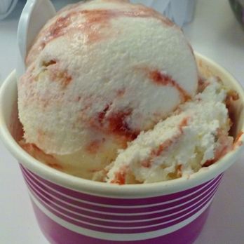 The King Ice Cream - Scoop of Strawberry Cheesecake! - Ice Cream & Frozen Yogurt Near Me - Bakersfield, California The King Ice Cream - Scoop of Strawberry Cheesecake! - Ice Cream & Frozen Yogurt Near Me - Bakersfield, California