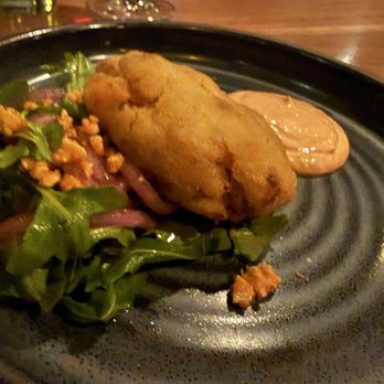 Aerlume - FIRE & VINE CRAB CAKE... would not order again - New American Near Me - Seattle, Washington