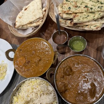 Himalayan Taste Temecula - Garlic naan, lamb vindaloo, and lamb tiki masala - Indian Near Me - Temecula, California Himalayan Taste Temecula - Garlic naan, lamb vindaloo, and lamb tiki masala - Indian Near Me - Temecula, California