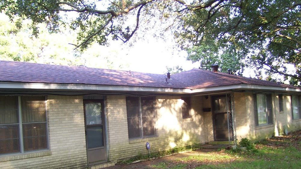 Slide of DB roofing services