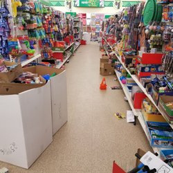 Dollar Tree - This mess was on a Monday 20 minutes before closing time. They were in no way busy.